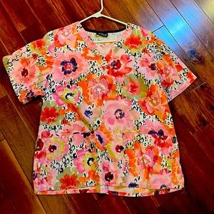 Like new woman scrub too beautiful bundle up